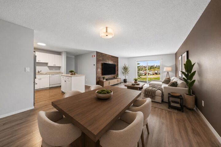 Property Photo: 1314 Tuscarora Manor NW 1314 AB T3L 2J9