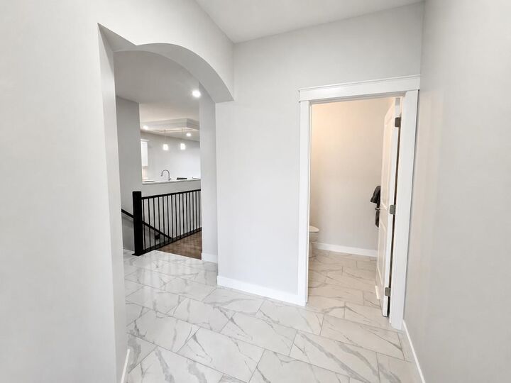 Property Photo:  5905 24 Avenue Close  AB T4V 5J9 