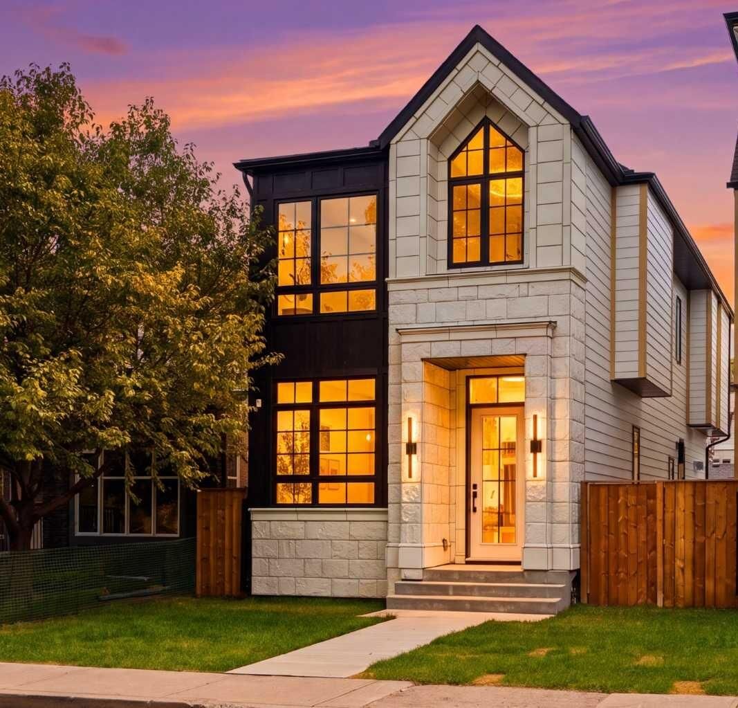 Property Photo: 409 28 Avenue NW AB T2M 2K7