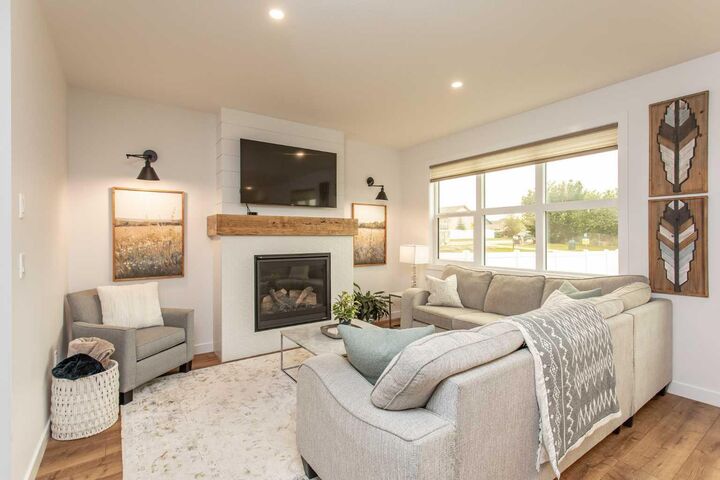 Property Photo:  5925 Panorama Drive  AB T4M 0N9 