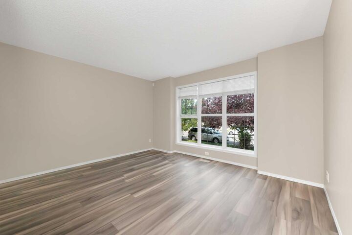 Property Photo:  169 Everstone Drive SW  AB T2Y 4P8 