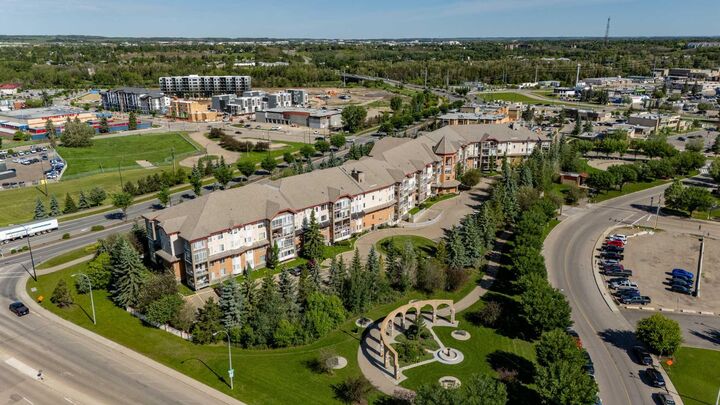 Property Photo:  4512 52 Avenue 412  AB T4N 7B9 