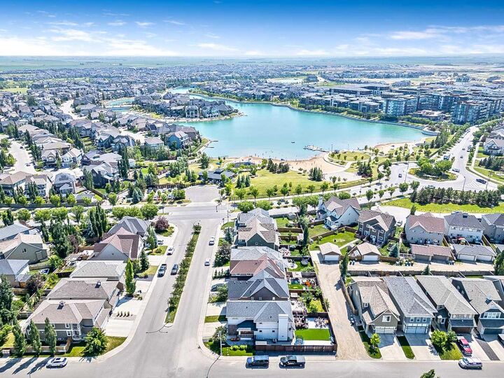 Property Photo: 29 Mahogany View SE AB T3M 0T3