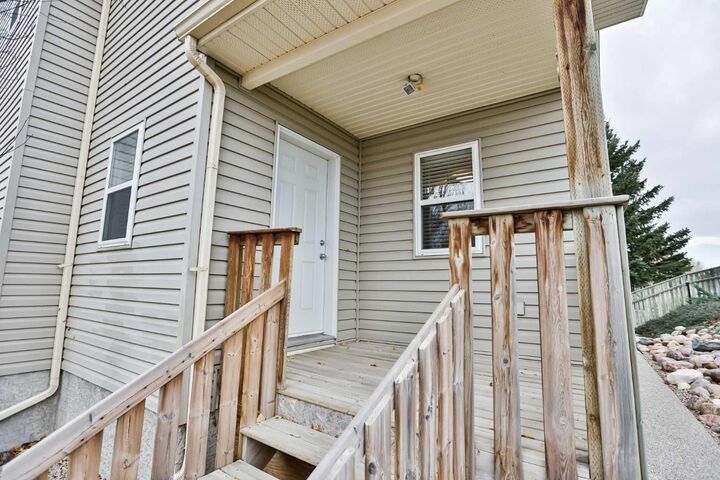 Property Photo: 720 Heritage Boulevard W 16 AB T1K 7X2
