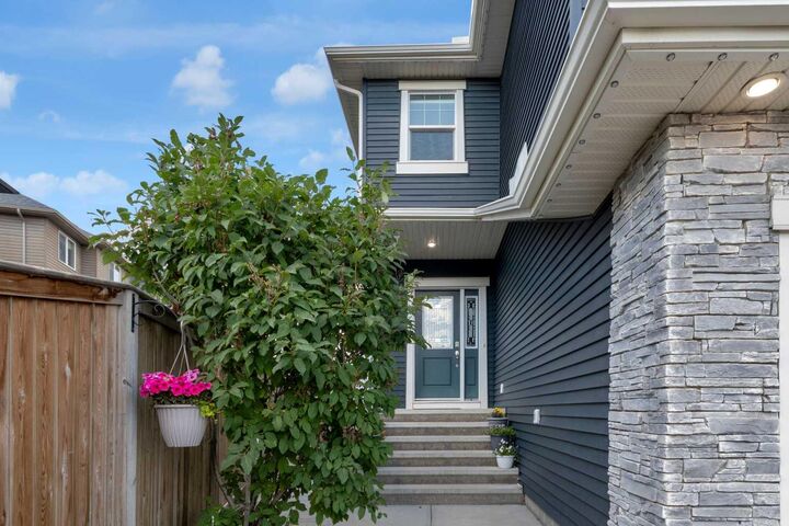 Property Photo: 286 Nolan Hill Boulevard NW AB T3R 0P5