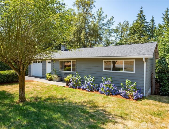 Property Photo: 11253 145th Avenue SE WA 98059