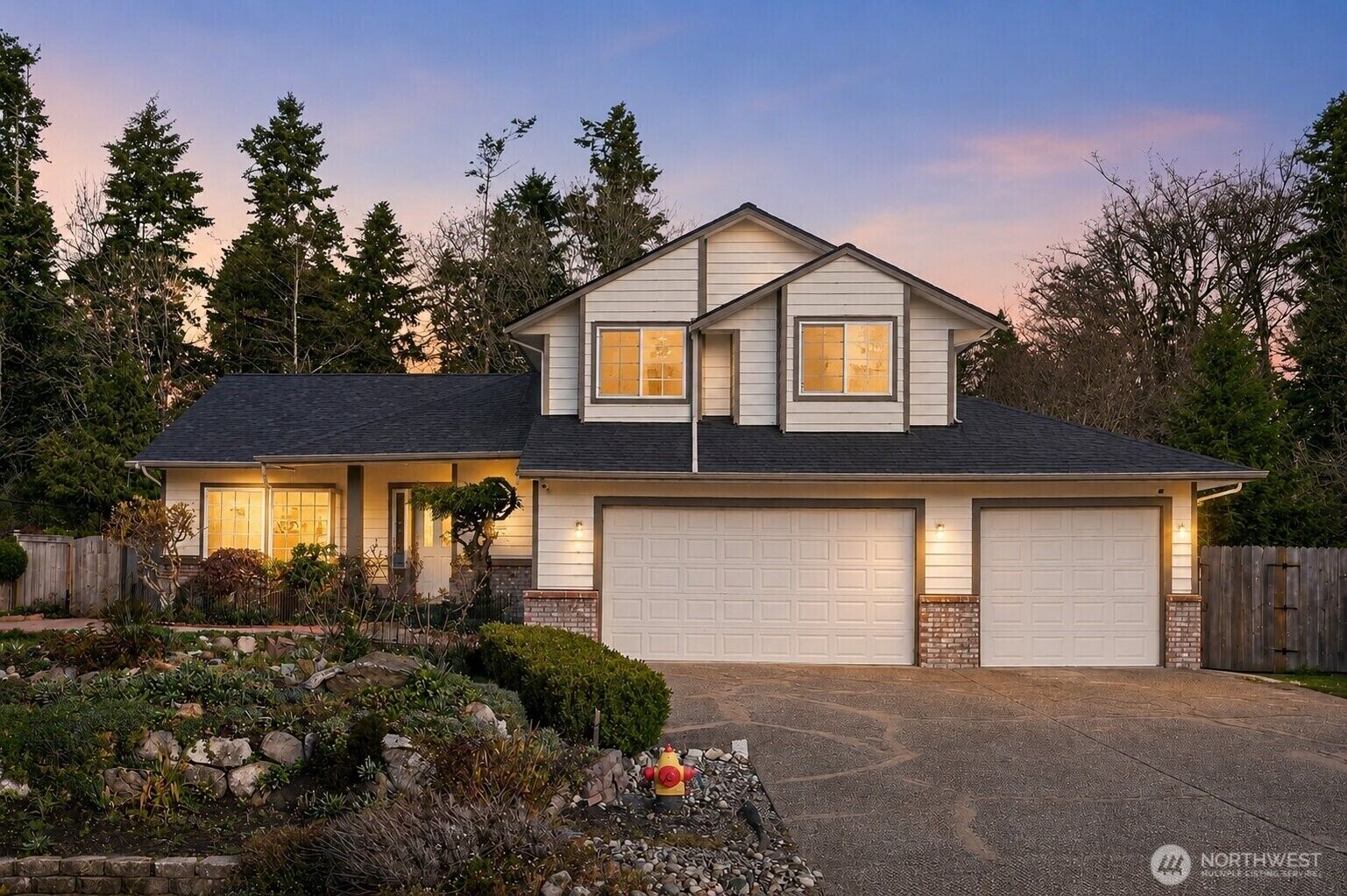 Property Photo:  844  Holbeck Drive  WA 98282 