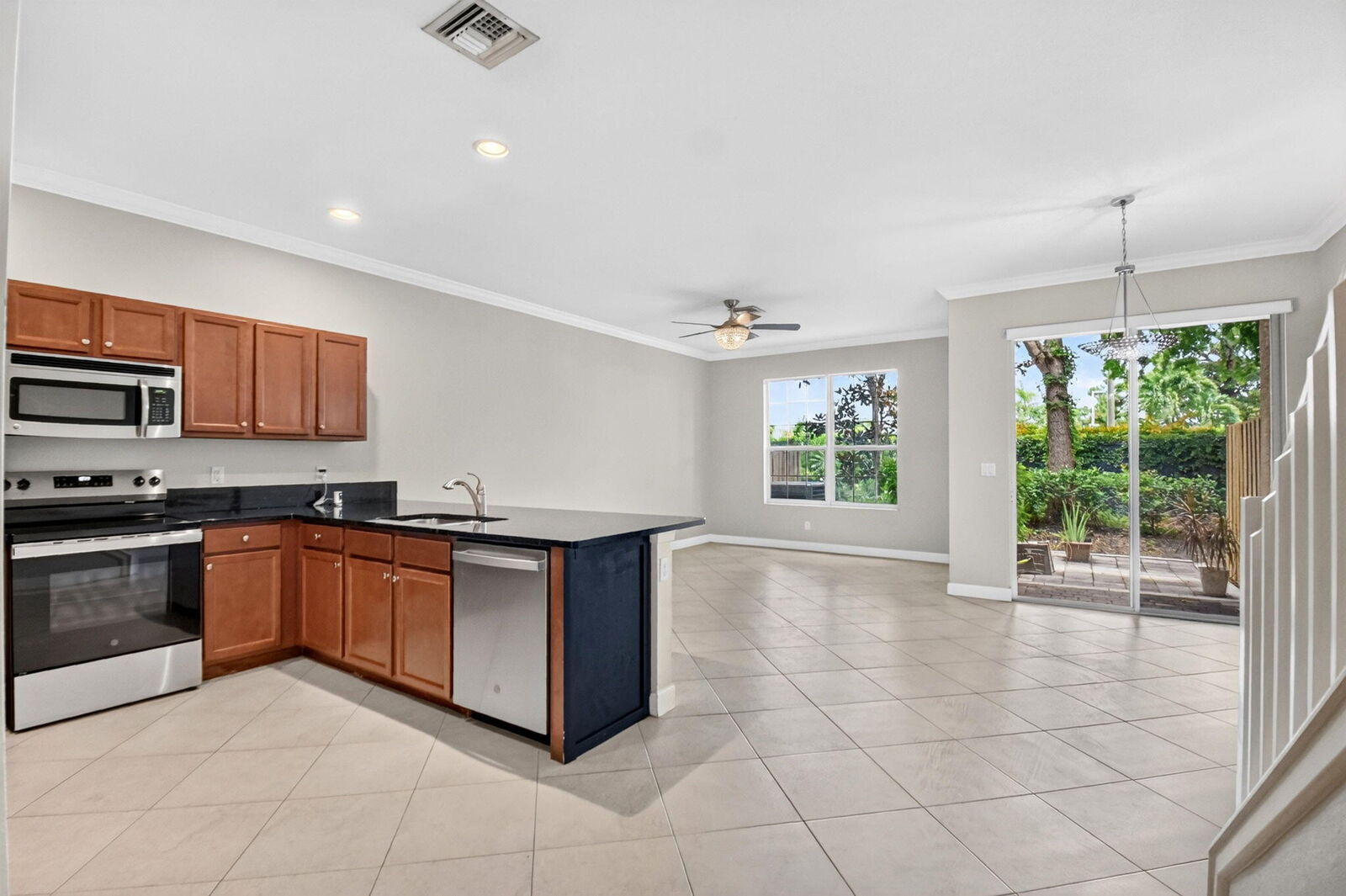 Property Photo:  5045 Ellery Terrace  FL 33417 