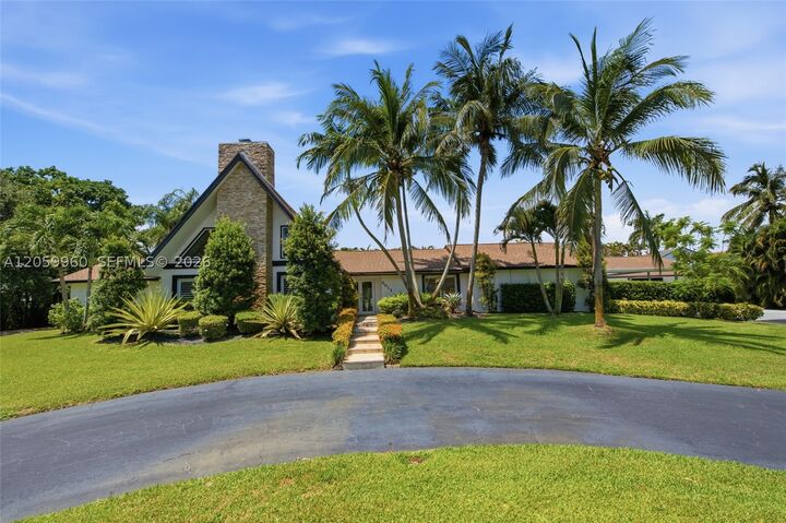 Property Photo:  5011 Hawkhurst Ave  FL 33331 