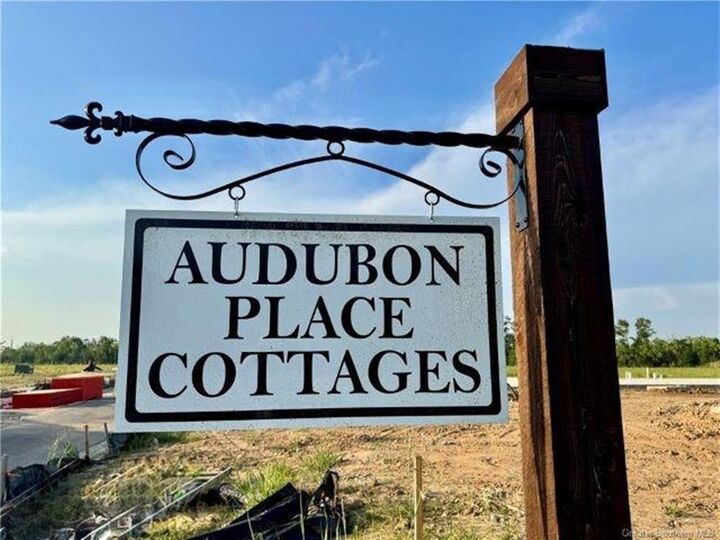 Property Photo:  3114 E Blue Heron Drive E  LA 70615 