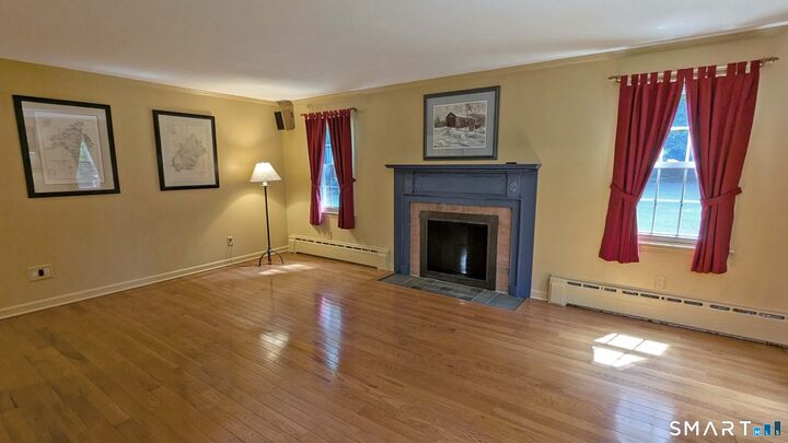 Property Photo:  25-1/2 Edgerton Street  CT 06424 