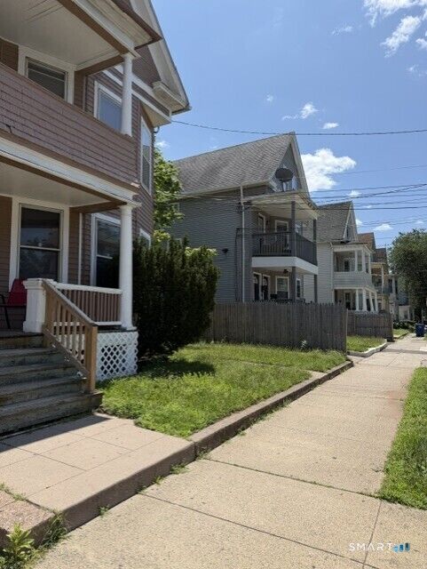 Property Photo:  119 Hobart Street 2nd Floor  CT 06511 