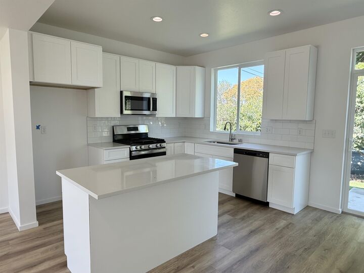 Property Photo: 9503 E Michielli Ln WA 99206