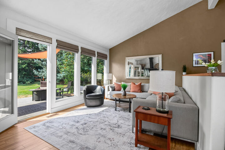 Property Photo: 1230 Creekside Dr ID 83333