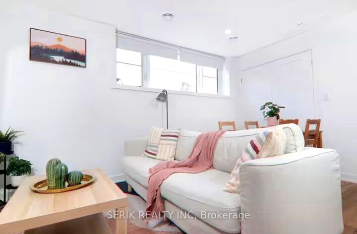 Property Photo:  4263 Fourth Avenue 615  ON L2E 0C2 