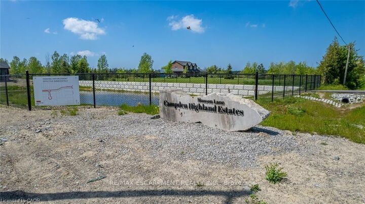 Lot 18 Vosburgh Place — photo 1