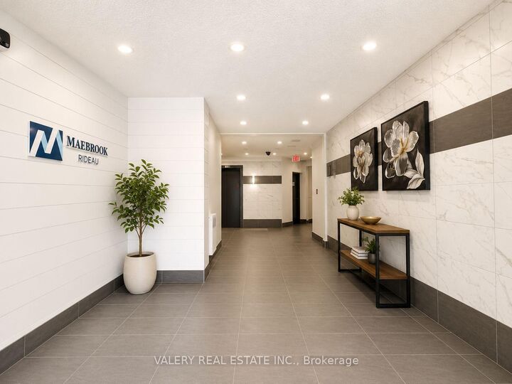 Property Photo:  350 Mayfield Street 414  ON  