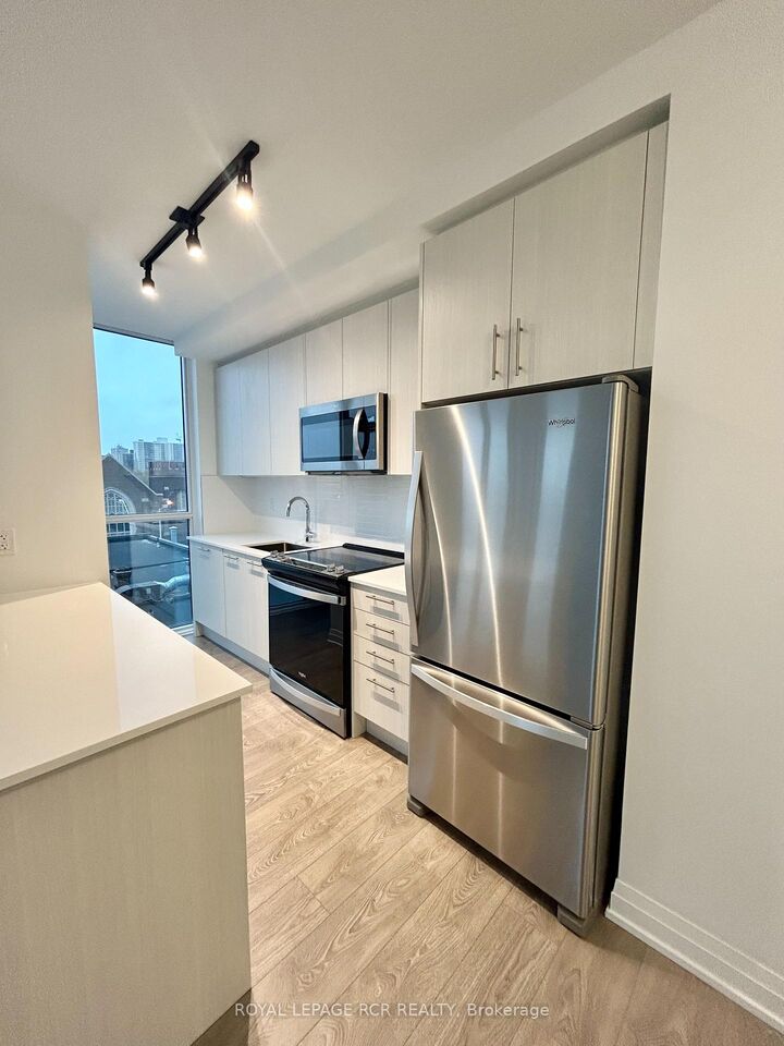 Property Photo:  403 Main Street 286  ON M4C 4X4 
