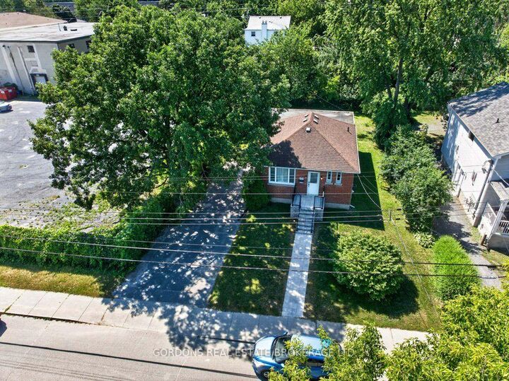 Property Photo: 132 Joseph Street ON K7K 2H7