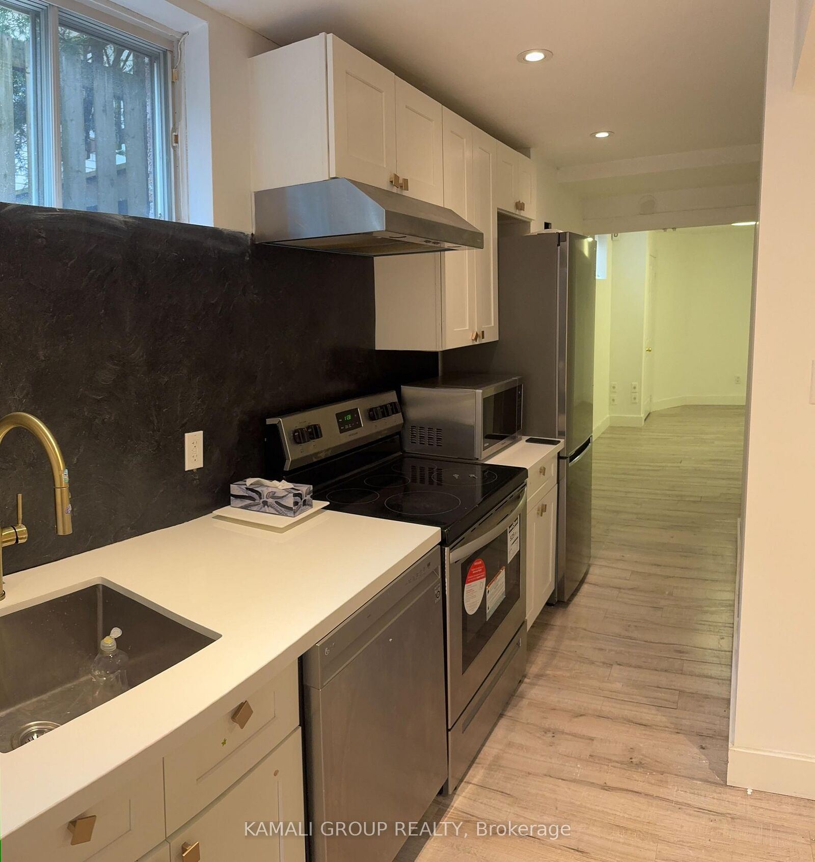 Property Photo:  116 Newton Drive Basement  ON M2M 2N1 