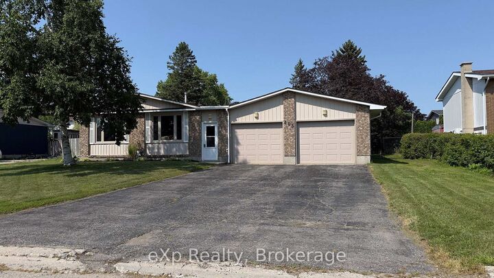 Property Photo:  403 Highland Drive  ON N2Z 1X3 