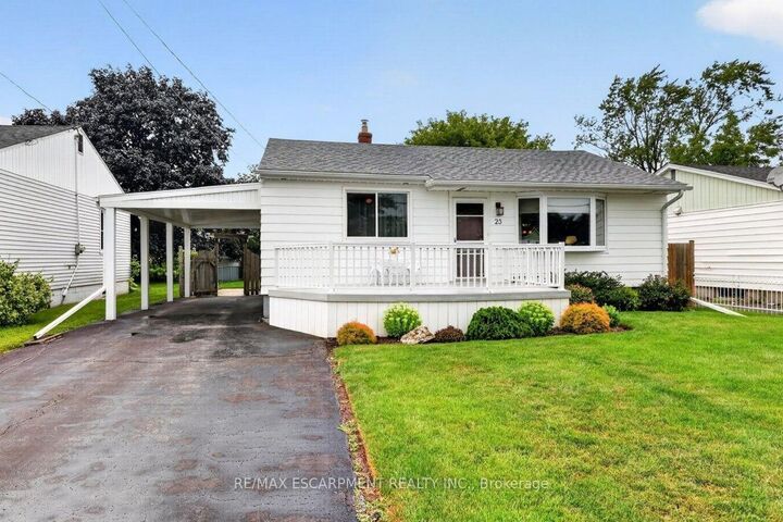 23 Lakeview Avenue — photo 1