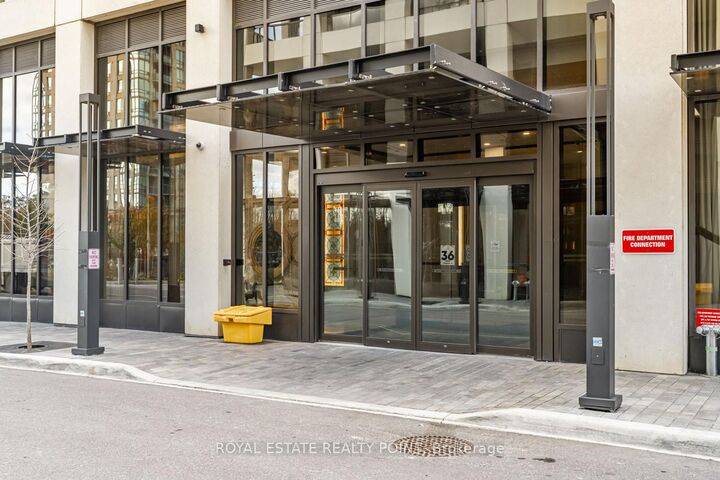 36 Elm Drive W Ph-02 — photo 1