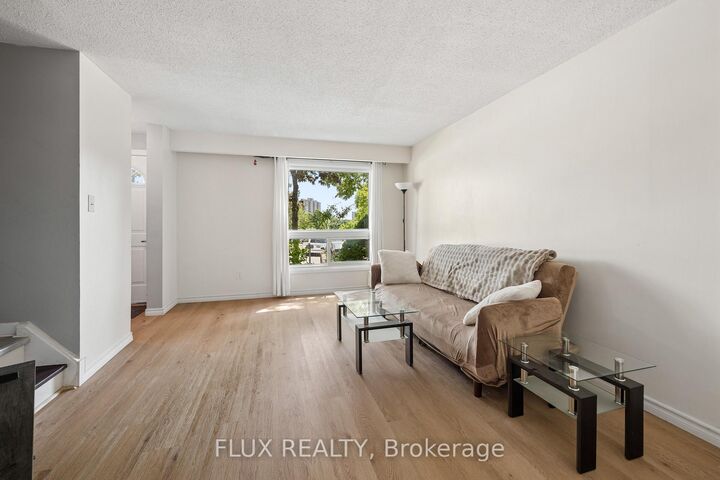 Property Photo:  165 Green Valley Drive 13  ON N2P 1K3 