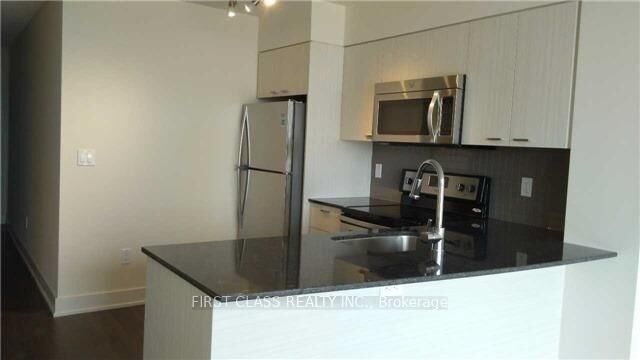 Property Photo: 88 Sheppard Avenue E 2208 ON M2N 0G9