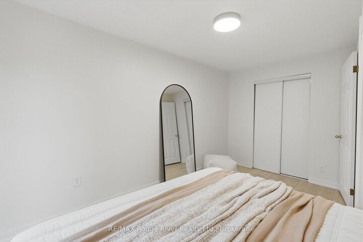 Property Photo: 7 Heyworth Crescent ON M4E 1T6