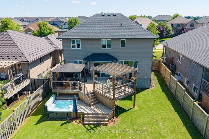 112 Schmidt Drive — photo 1