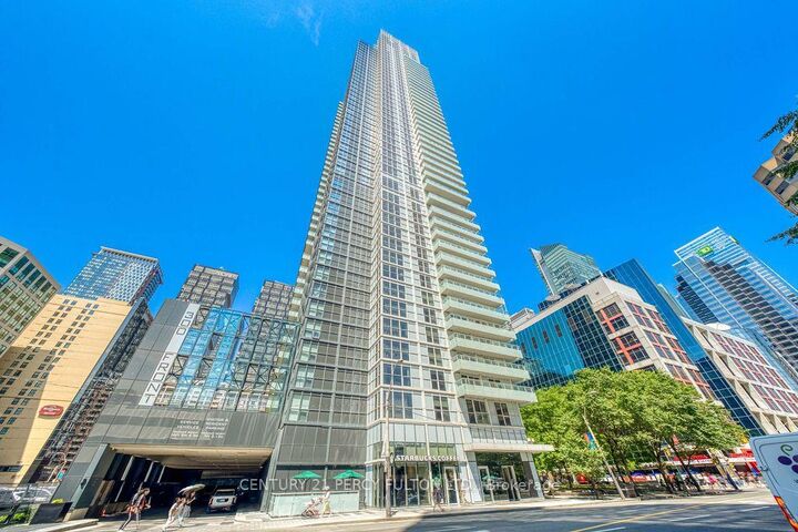 300 Front Street W 2811 — photo 1