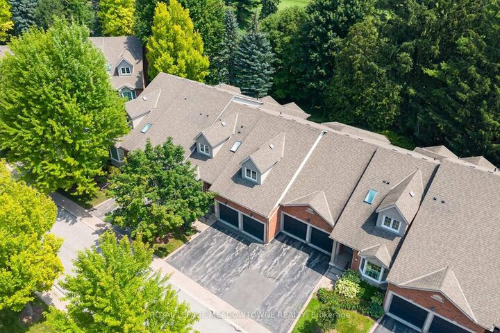 Property Photo: 12 Fairway Lane ON N1E 7A9