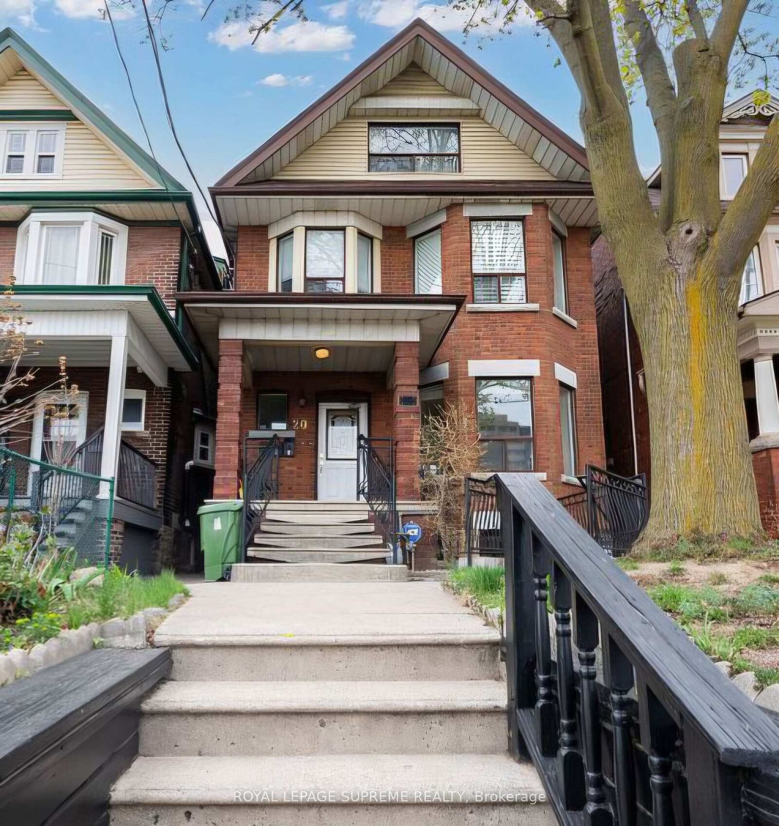 Property Photo:  20 Edna Avenue Basement  ON M6P 1B8 