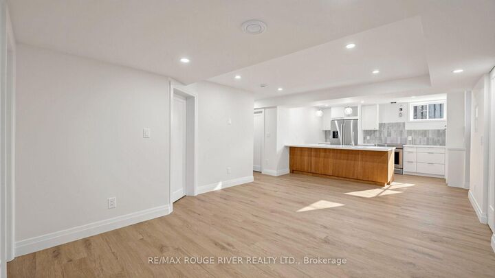 Photo de la propriété:  344 Centennial Road Basement  ON M1C 2A3 