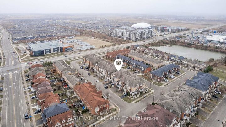 Property Photo: 525 Cavanagh Lane ON L9T 8G4