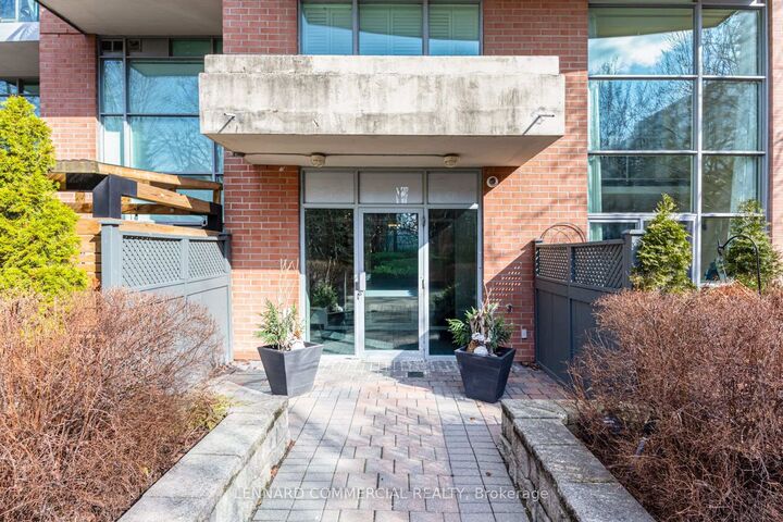 Property Photo: 200 Manitoba Street 417 ON M8Y 3Y9