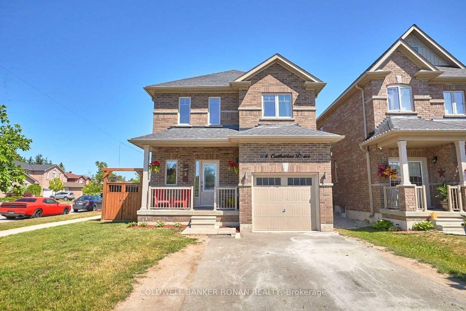 Photo de la propriété: 64 Catherine Drive ON L4N 6Z3