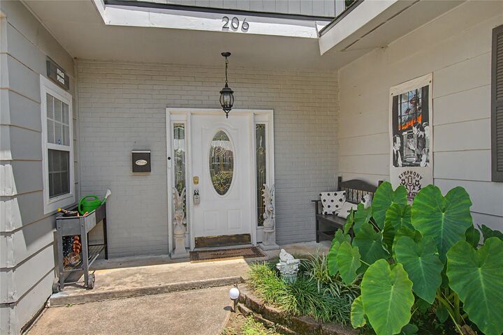 Property Photo: 206 N David Lane OK 74403