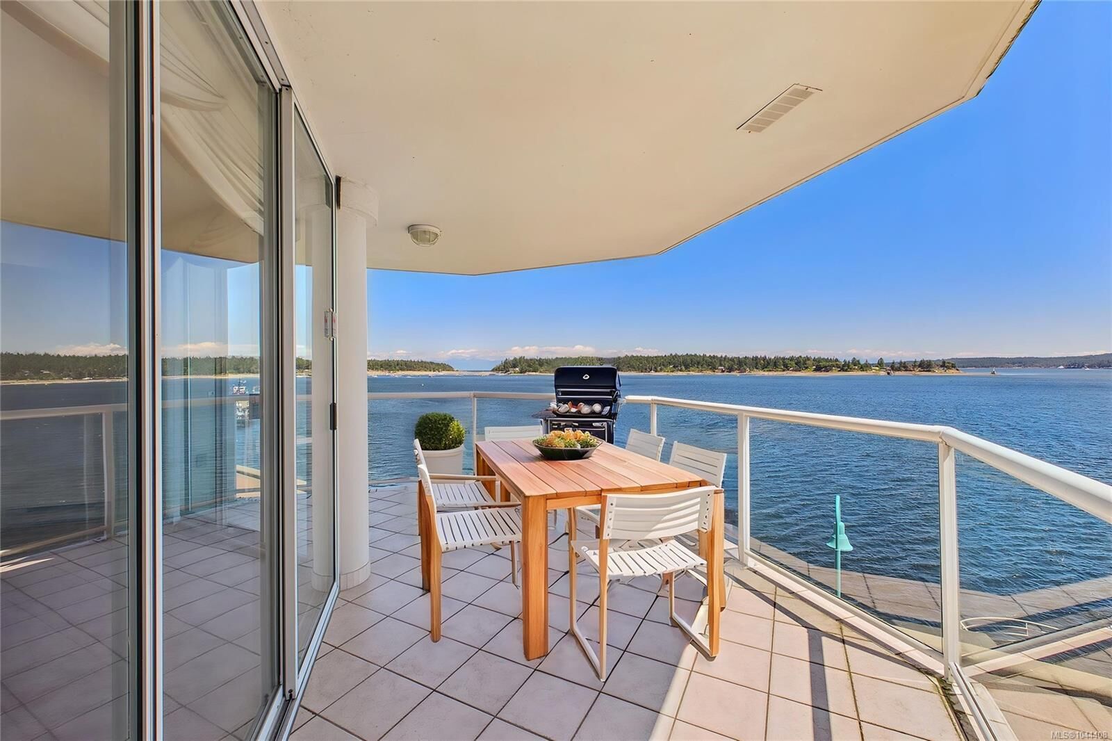 Property Photo:  150 Promenade Dr #311  BC V9R 6M6 