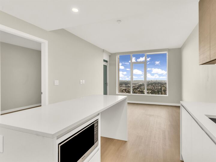 2186 Gilmore Avenue 4709 — photo 1