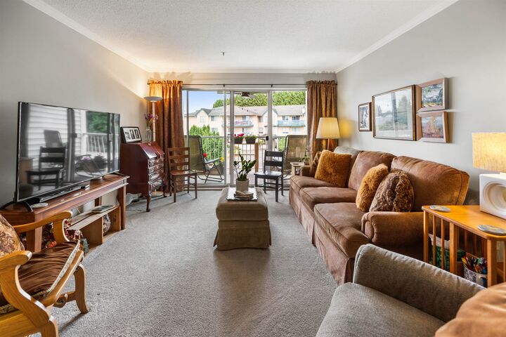31850 Union Avenue 114 — photo 1
