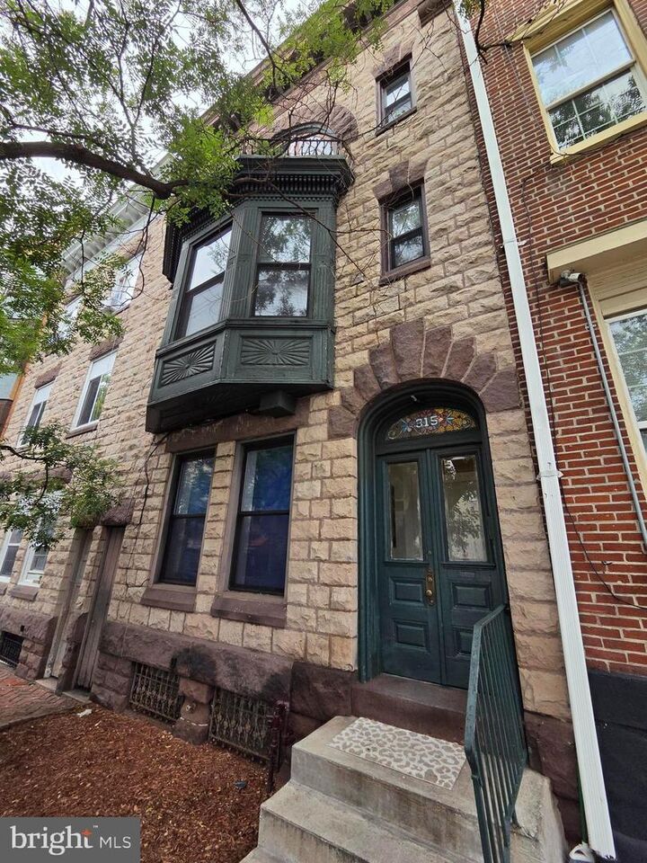 Property Photo: 315 N 6th Street 2F PA 19601