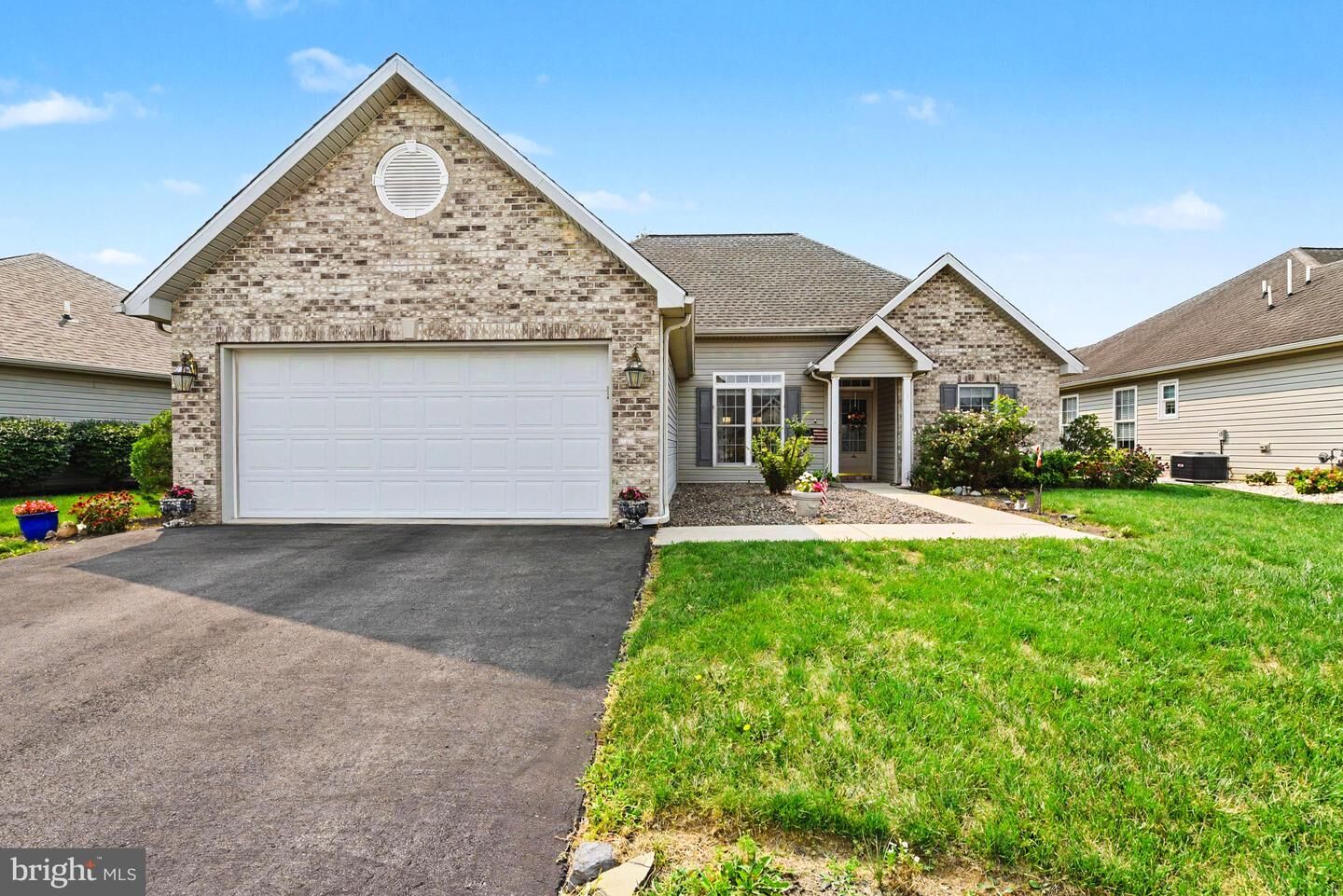 Property Photo:  85 Northview Drive  PA 17050 