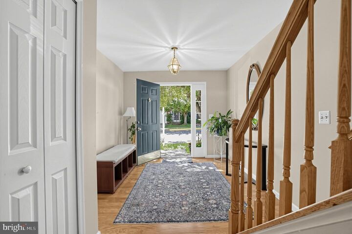 Property Photo: 43100 Sherbrooke Terrace VA 20176