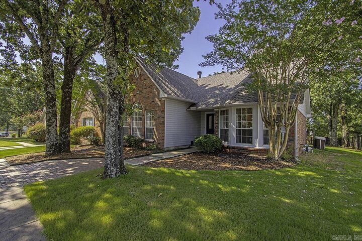 Property Photo:  1404 Faircove Loop  AR 72116 