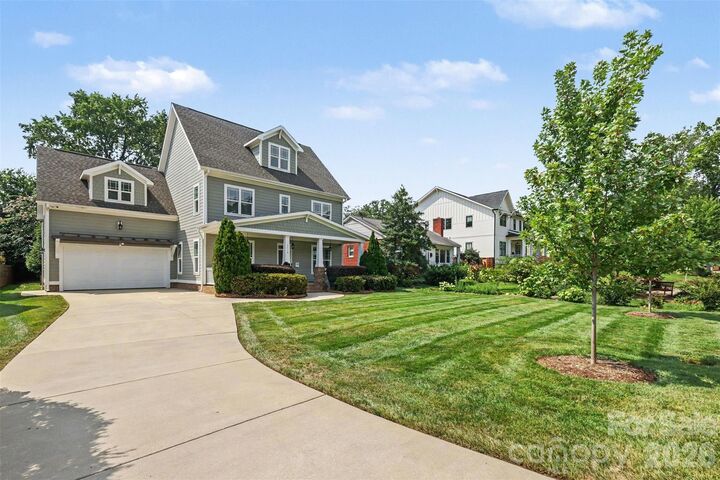 Property Photo:  2914 Windsor Avenue  NC 28209 