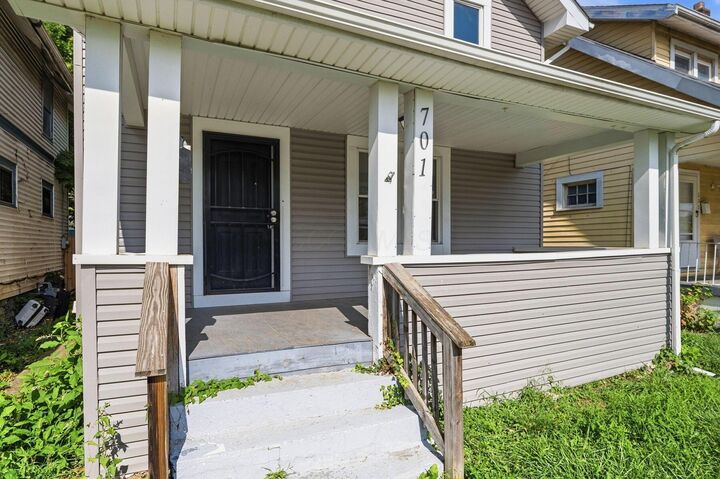 Property Photo:  701 Berkeley Road  OH 43205 