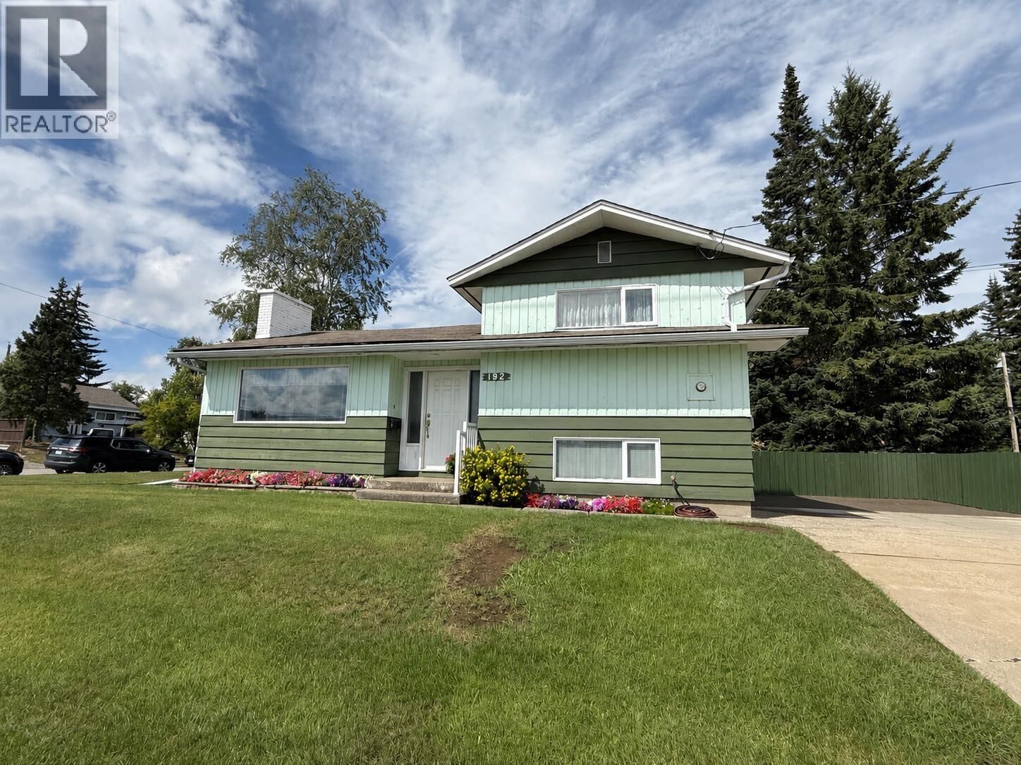 Property Photo:  192 Patterson Street  BC V2M 3M6 