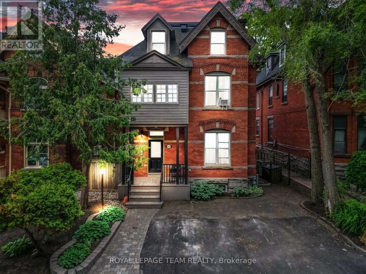 Property Photo:  548 Maclaren Street  ON K1R 5K7 